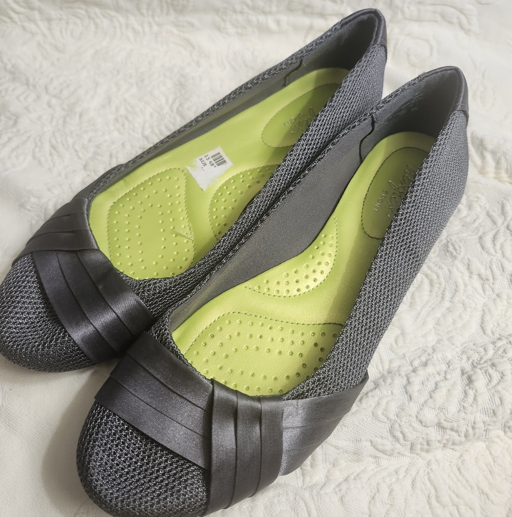 Dexflex Sport Stylish Gray Women's Flats